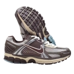 Nike Zoom Vomero 5 Earth Fossil